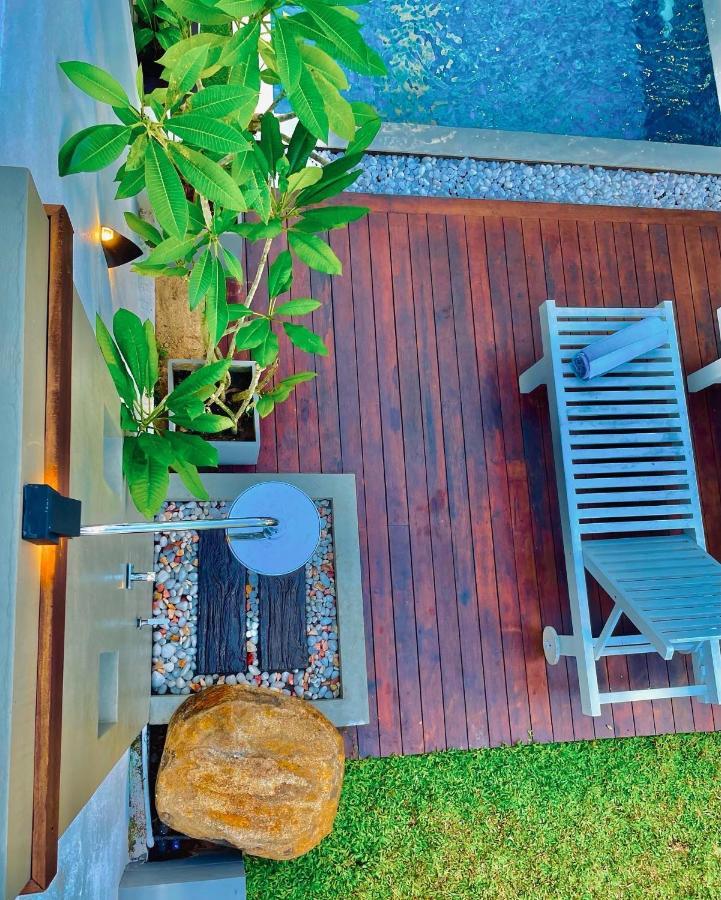 8 Plus Luxury Apartments Negombo Bagian luar foto
