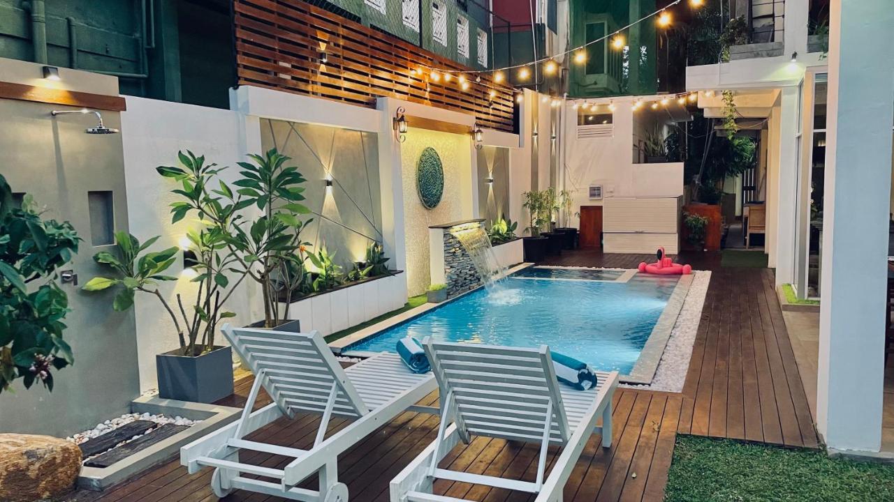 8 Plus Luxury Apartments Negombo Bagian luar foto